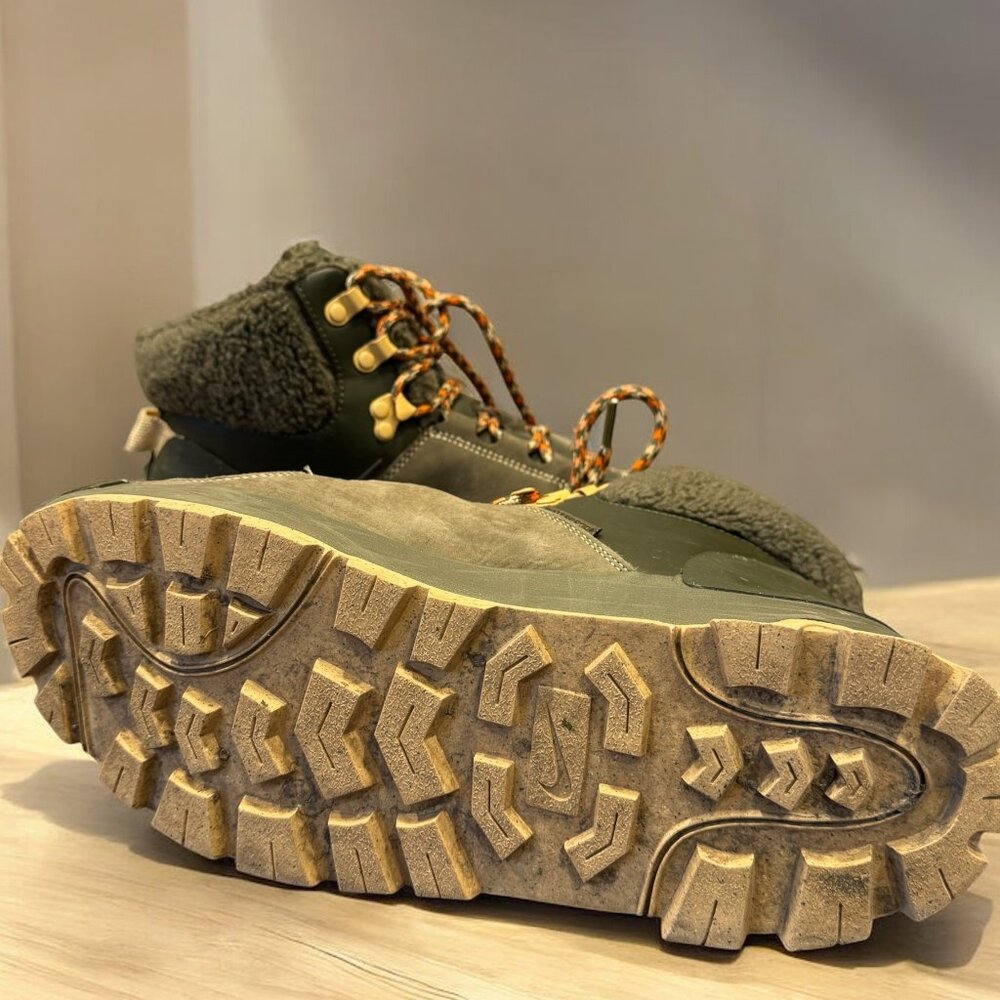 Nike Khaki Classic City Boots Waterproof, W 9.5 olive - Picture 3 of 4